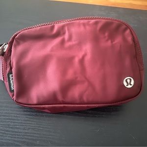 Lululemon Everywhere Belt Bag 1L